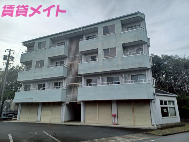 ISRビル(鵜方)の外観