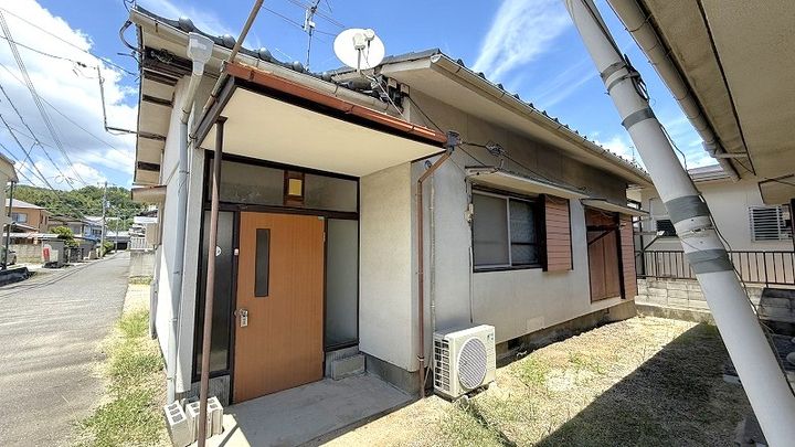 岡山県岡山市中区円山(一戸建)の賃貸物件の外観