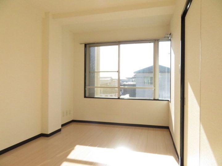 プロシードせんげん台2の内装