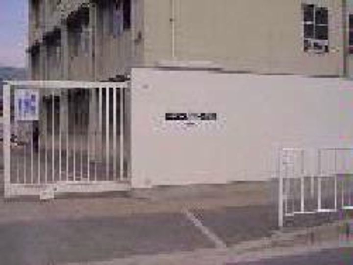 シャーメゾン島之内の周辺