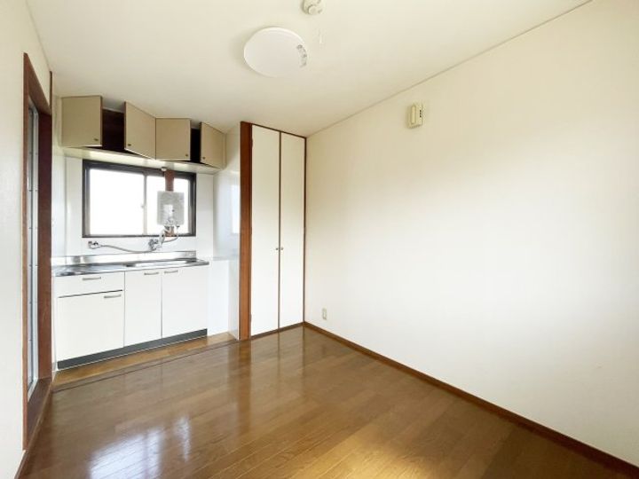 下助任HOUSEの居間