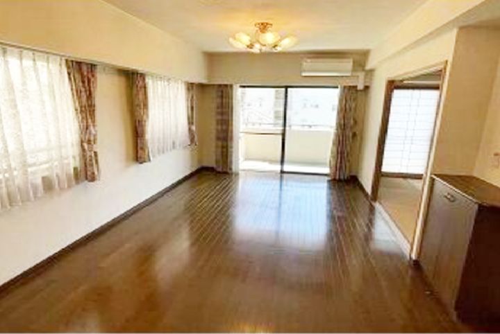 藤和シティホームズ湘南町屋の居間