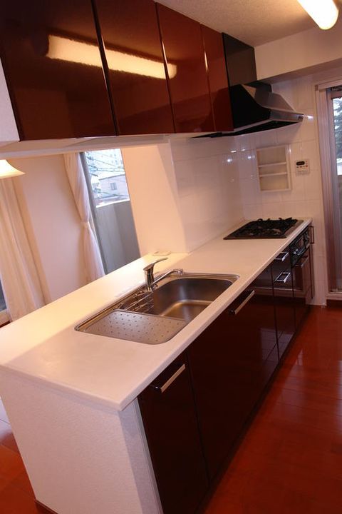 山形県山形市桜町(マンション)の賃貸物件のキッチン