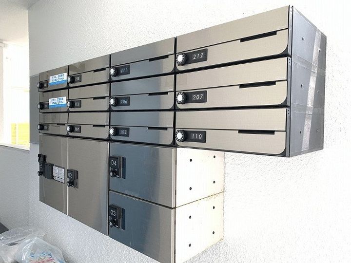 シャトレ富塚の地図