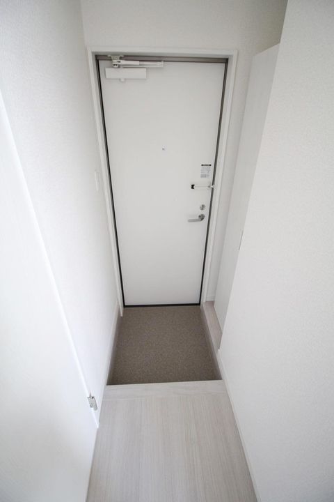 プヴォワール宝栄の玄関