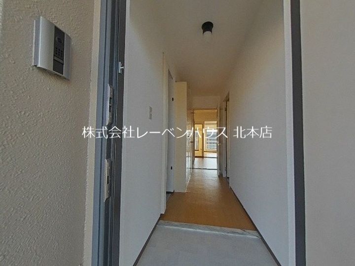 北本ハイデンス壱番街の玄関