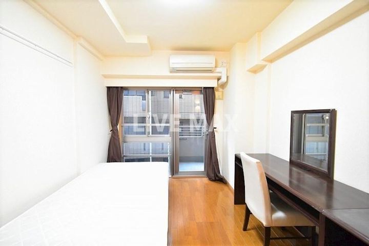 東京都新宿区早稲田鶴巻町(マンション)の賃貸物件の居間