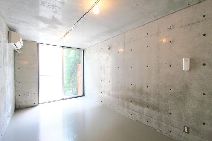 KM5APATMENTの居間