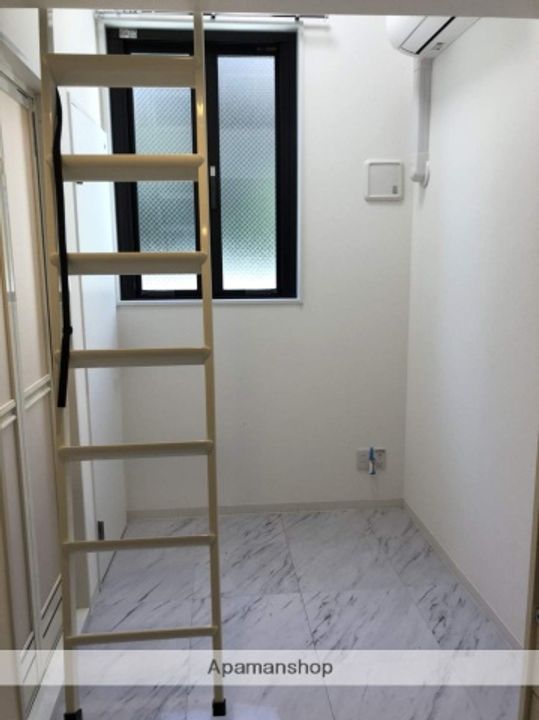 フレシール笹塚B棟の居間