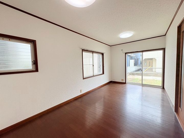 千葉県千葉市稲毛区小深町(一戸建)の賃貸物件の居間