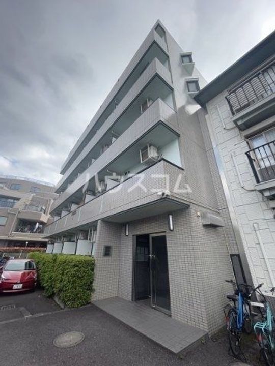 メゾンマノリアの外観