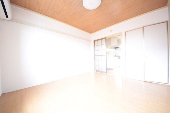 アネックス三ケ島の内装