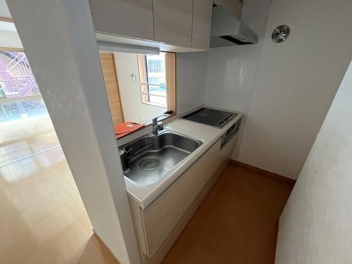 ミヤコウエストのキッチン