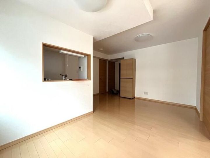 ミヤコウエストの内装