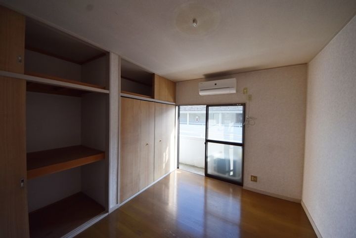 アシカワコーポB号棟の居間