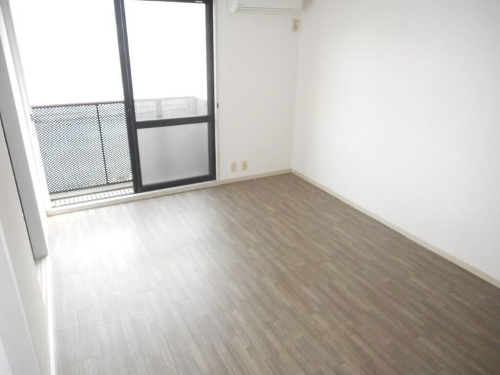 栃木県小山市大字犬塚(アパート)の賃貸物件の居間