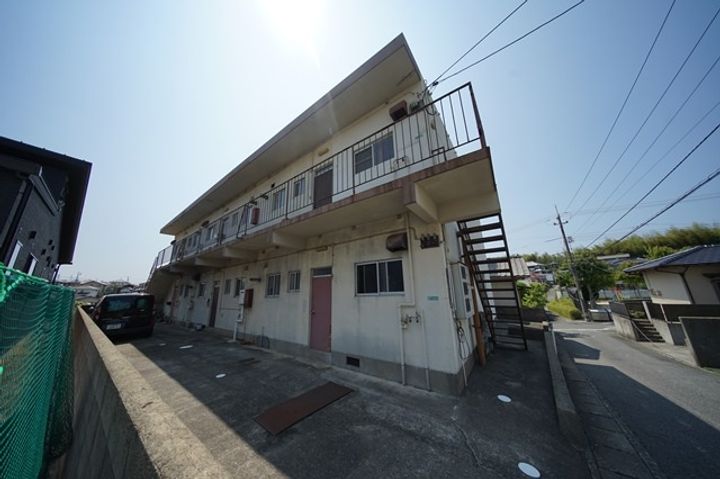 山口県下関市山の田西町(アパート)の賃貸物件の外観