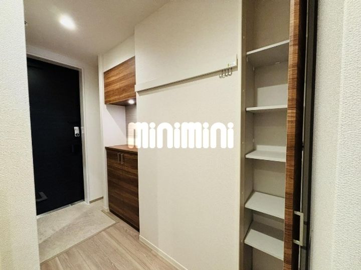 フェリシアガーデン茅ヶ崎の玄関