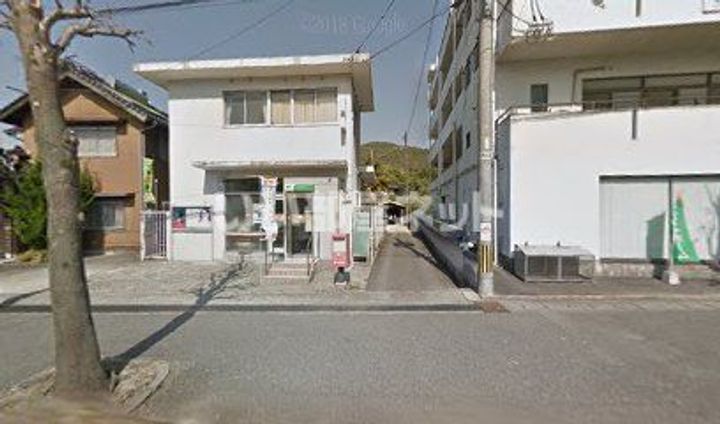 パープルティアラ A棟の周辺