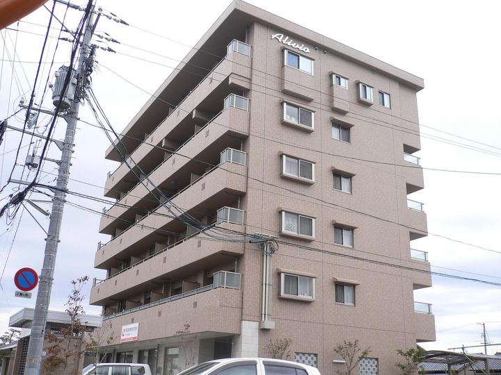 アリビオの外観