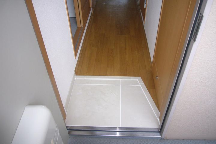 アリビオの玄関