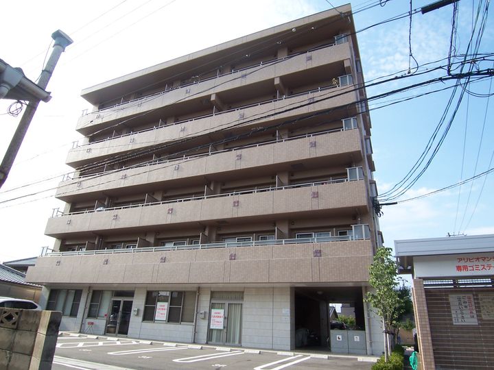 アリビオの外観