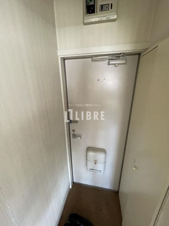 アプリコットハウスの玄関