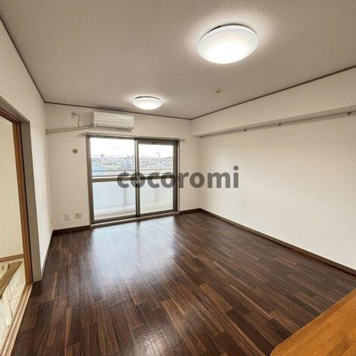 東香里野村マンションの内装