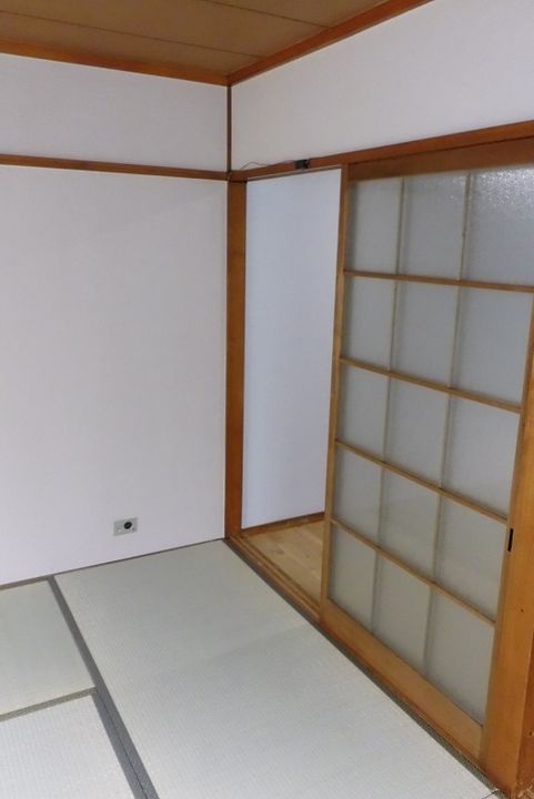 ハイツ三の内装