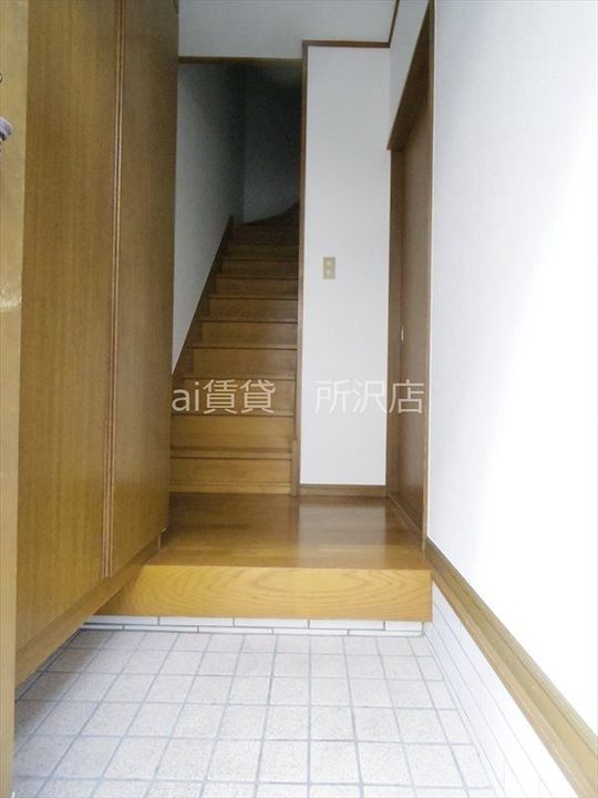 埼玉県所沢市南住吉(一戸建)の賃貸物件の玄関