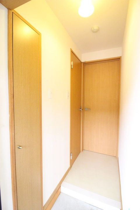 Sereo楠元A棟の玄関