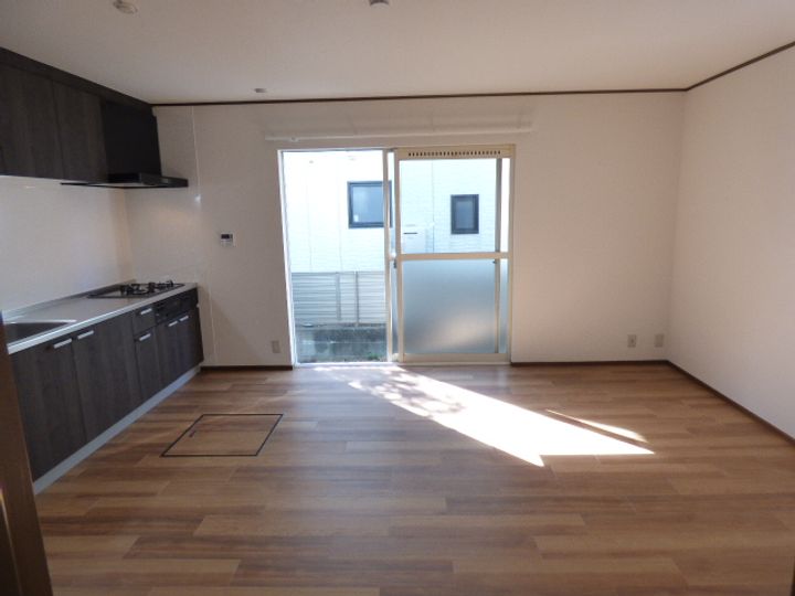 東京都世田谷区赤堤3(一戸建)の賃貸物件の居間