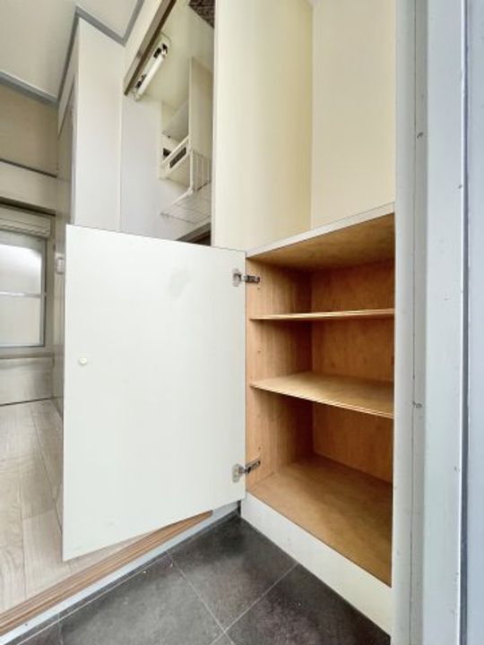 メゾン真法院の玄関