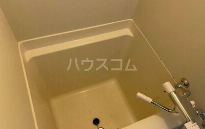 アブルームシマの風呂