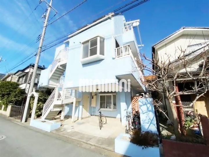ハイツハーモニーの外観