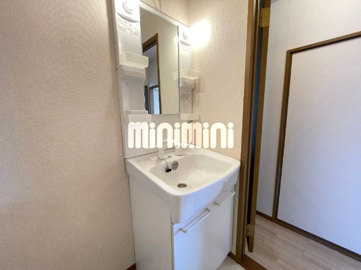 センチュリーパークの内装