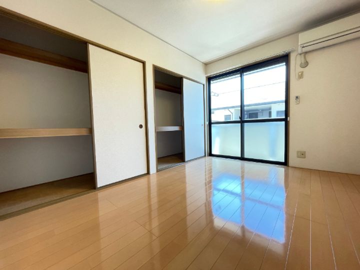 センチュリーパークの内装