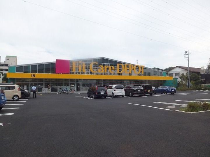 ユナイト千年アンデルセンの周辺