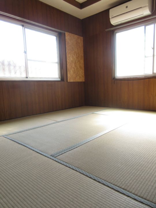 兵庫県神戸市北区鈴蘭台南町6(一戸建)の賃貸物件の居間