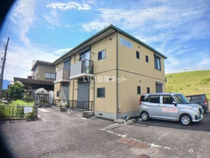 カーサFの外観