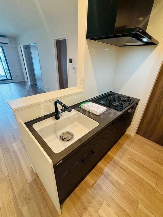 東京都荒川区東尾久8(マンション)の賃貸物件のキッチン