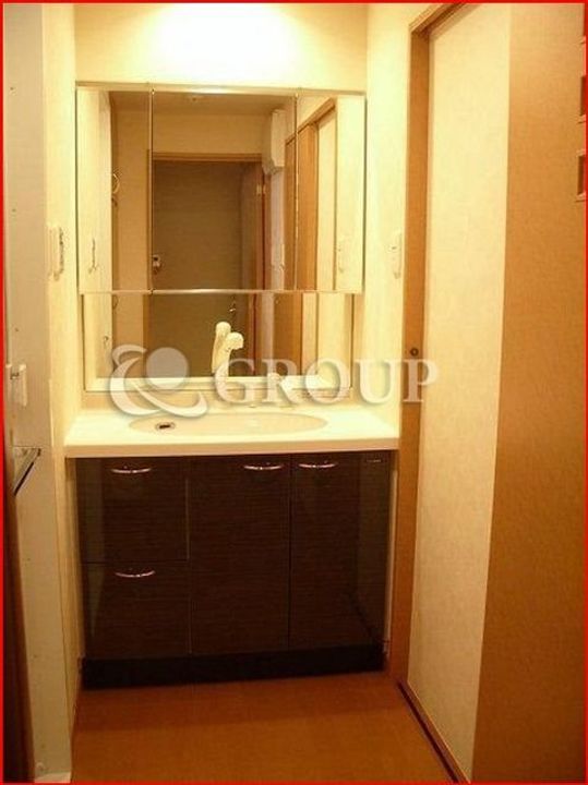 ルーブル中野沼袋弐番館の内装