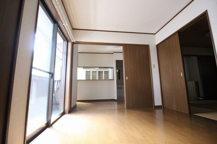 車屋マンションの居間
