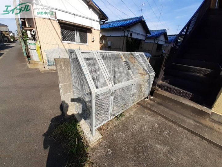 コーポ三恵の地図