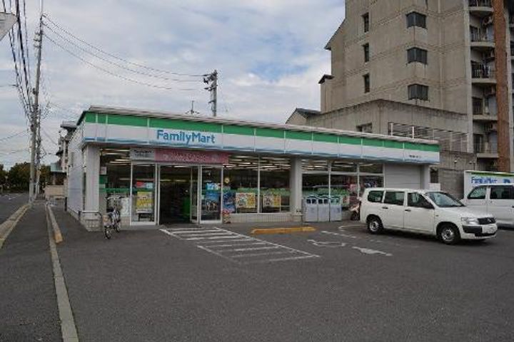 コンフォート イーストの周辺