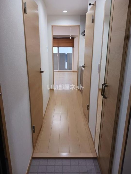 栃木県宇都宮市大通り3(マンション)の賃貸物件の玄関