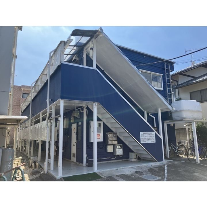 サマンサティアラの外観
