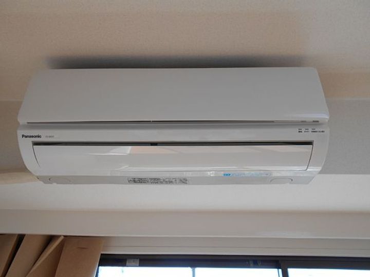 ミレニアム表台の内装