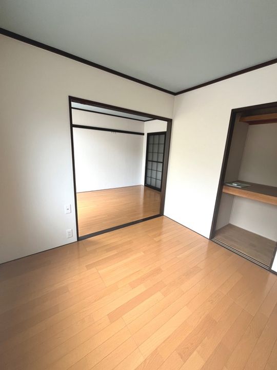 輪栄コーポの居間