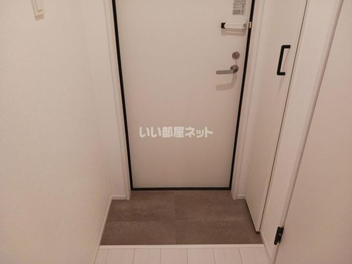 埼玉県入間市下藤沢5(アパート)の賃貸物件の玄関